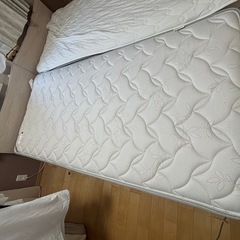 シングルベッド2台