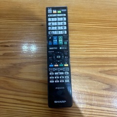SHARP AQUOS70インチTVの画像