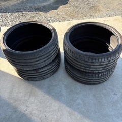 255/30R18 中古タイヤ