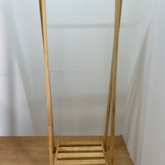 ハンガー掛け　木製　折り畳み式　高さ161cmの画像