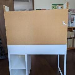 収納多数+ 電源確保しやいすデスクの画像