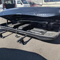INNO ルーフボックス　BRS665 GRフィットに付いていたベースキャリアの画像