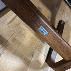 カリモク　Karimoku  学習机　椅子付き　調節可能　家具の画像
