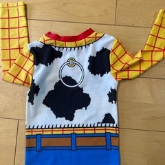 ラッシュガード　キッズ　100センチ
の画像
