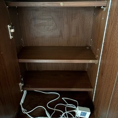 姿見ドレッサー（1枚目はほとんど同じ作りですが鏡の区切りの位置など細かいところが違います。）の画像