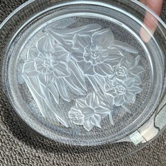 花柄ガラス細工プレート皿の画像