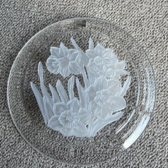 花柄ガラス細工プレート皿の画像