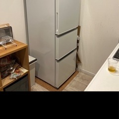冷蔵庫、ベット等一式