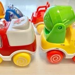 車のおもちゃ　5台　の画像