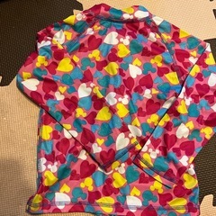 <お値下げしました>110サイズ　IGNIO ラッシュガードの画像