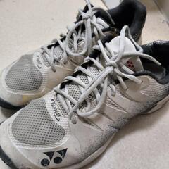 YONEX　テニスシューズ　28