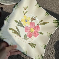 可愛いお花プレート皿の画像