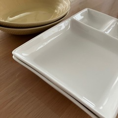 お皿各2枚　計4枚セットの画像