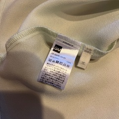 GUのカットソー　Mサイズの画像