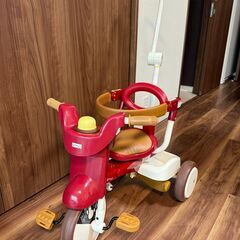 iimo（イーモ）1歳半から使える折りたたみ三輪車 tricycle 箱付きの画像