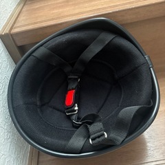 黒の半ヘル　傷多めの画像