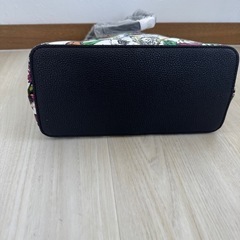 新品未使用アバンセバッグの画像