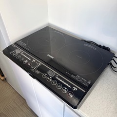 【超美品‼️】山善 2022年製 2口IHクッキングヒーター 電磁調理器 1400W 調理家電 ブラック♪の画像