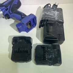 日立 インパクトドライバ FWH14DGL 14.4V 充電器 バッテリー2個付き！ 中古の画像