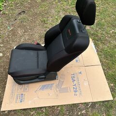 【引き取り限定】スイフトスポーツ　純正助手席の画像