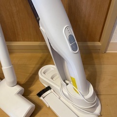 【最終値下げ】8月処分ハンディ掃除の画像