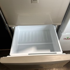 3ドア冷蔵庫の画像