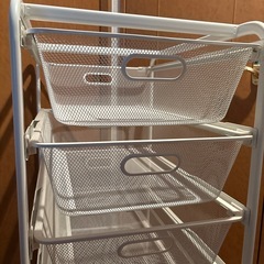 【急募】ikea ヨナクセル　の画像