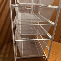 【急募】ikea ヨナクセル　の画像