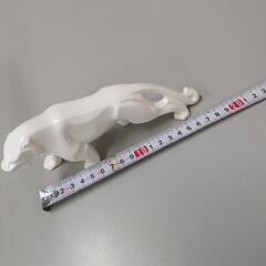 虎の置物　陶器の画像