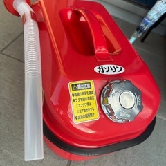 携行缶 10L