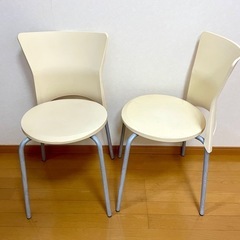 椅子2脚（他出品物とまとめてご購入でお値引き）