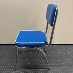 椅子　チェア　カフェチェア　青色の画像