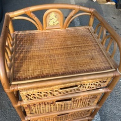 4段　ラタンチェスト　滑車付きの画像