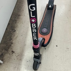 A2506-442 GLOBBER 電動キックスクーター 年式表記無し 通電確認済み ブレーキOK 充電器無し バッテリーの劣化具合・寿命不明 中古の画像