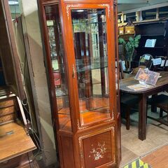 【愛品館 市原店】螺鈿細工ガラスコーナーキャビネット