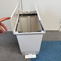 ゴミ箱　縦480横270奥425の画像