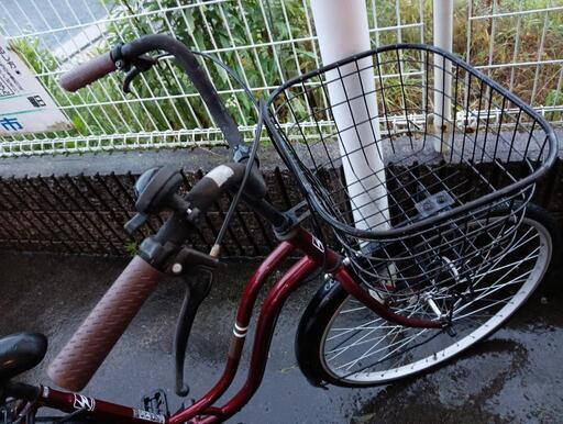 パンクした自転車。引き取りに来てくださる方限定 (ねこにゃん