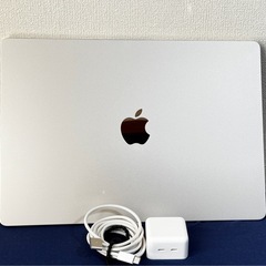 【美品】MacBook Air 15インチ M2 / メモリ16...