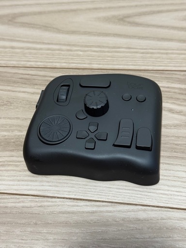 TourBox Elite 左手デバイス 無線 Bluetooth プロ向け 2台同時接続 触覚フィードバック 動画編集 写真編集 イラスト制作 Premiere Pro DaVinci Resolve Lightroom クリスタ対応