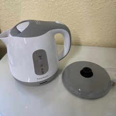 電気ポットの画像
