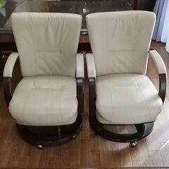 ダイニングチェア 肘置き・キャスター付 2脚セット