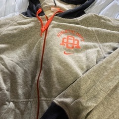 NIKEパーカー