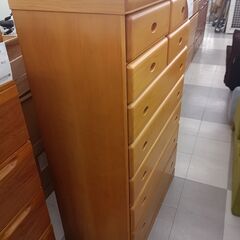★リユースのサカイ千葉中央店★  タンス  H135×D46×W86 クリーニング済み TC3622の画像