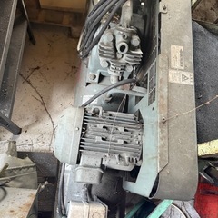 コンプレッサー　HITACHI ベビコン　2.2P-9.5VA6の画像