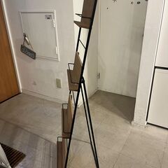 【半額セール】カフェで使用していたチラシラックの画像