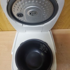 アイリスオーヤマ IHジャー炊飯器  ERC-IB50-W-Dの画像