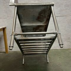 ステンレス製 作業台 バックガード付 厨房 業務用 W900×D600×H940mm ① A0022の画像