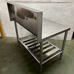 ステンレス製 作業台 バックガード付 厨房 業務用 W900×D600×H940mm ① A0022の画像