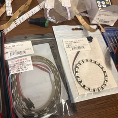 LEDコードなど一式の画像