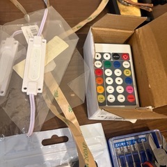 LEDコードなど一式の画像